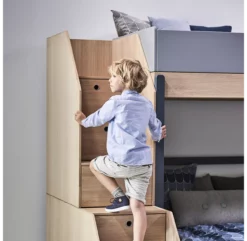 Lit Familial Superposé Escalier Popsicle - Chêne/Blueberry -LES ENFANTS DU DESIGN Soldes 90 10764 32 lit familial escalier blueberry popsicle flexa 5 1264x1234