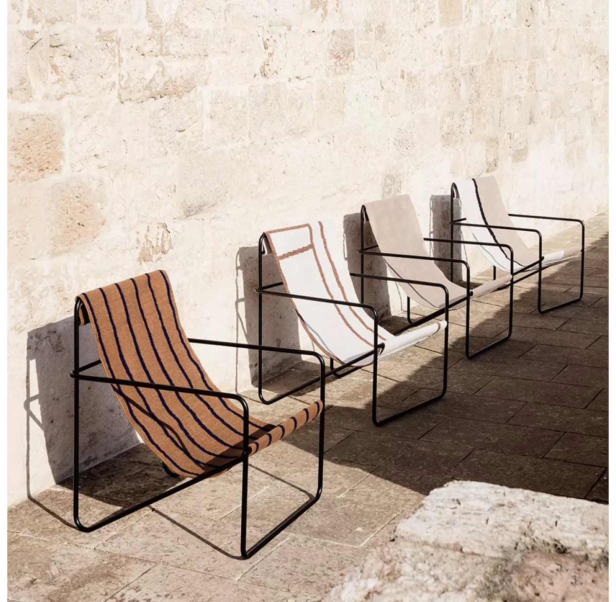 Ferm LIVING Chaise Enfant Desert - Noir/Shape 6 Ferm LIVING Chaise Enfant Desert - Noir/Shape – Image 4