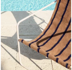 Ferm LIVING Chaise Enfant Desert - Cachemire/Stripe -LES ENFANTS DU DESIGN Soldes chaise enfant desert stripe sable ferm living 9 1264x1234