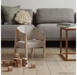 Devant -LES ENFANTS DU DESIGN Soldes chaise enfant saba gris charlie crane 2 1264x1234