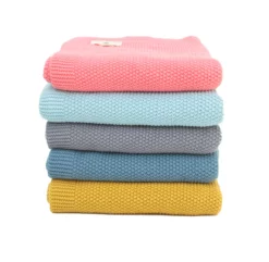 Couverture Bou En Tricot - Rose Corail -LES ENFANTS DU DESIGN Soldes couverture bou rose in april 1264x1234 1