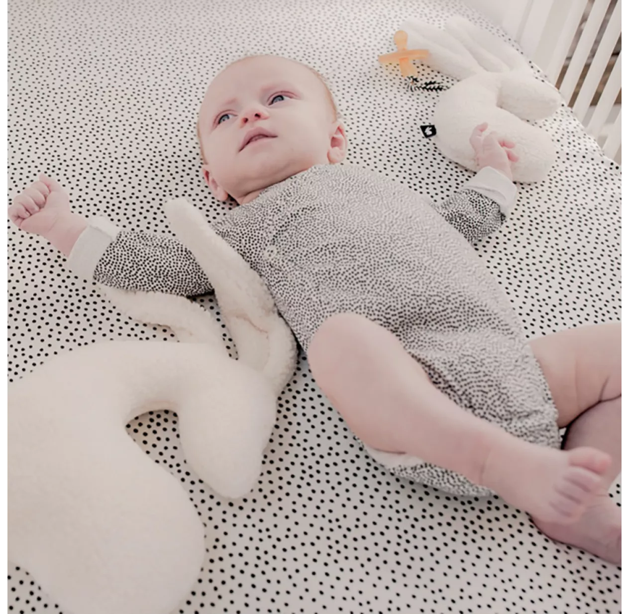 Drap Housse Bébé Cozy Dots - Blanc Cassé 7 Drap Housse Bébé Cozy Dots - Blanc Cassé – Image 5