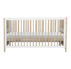 Lit Bébé évolutif Cèdre Et Rotin Océania 70x140cm - Blanc -LES ENFANTS DU DESIGN Soldes lit bebe evolutif oceania theo 70x140 4 1264x1234