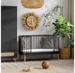 VOX Lit Bébé évolutif Paris - Noir -LES ENFANTS DU DESIGN Soldes lit bebe paris vox noir 4 1264x1234