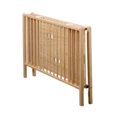Lit Bébé Pliant Roméo - Hêtre Vernis -LES ENFANTS DU DESIGN Soldes lit bebe pliable romeo hetre combelle 3 1264x1234
