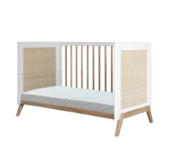 Lit Bébé évolutif Cèdre Et Rotin Marélia 60x120cm - Blanc -LES ENFANTS DU DESIGN Soldes lit bebe rotin marelia blanc 60x120 theo 3 1264x1234
