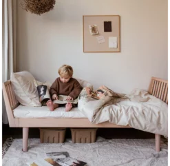 Lit Junior Eli - Chêne -LES ENFANTS DU DESIGN Soldes lit junior eli avec tete et pied de lit chene kas kopenhagen 5 1264x1234