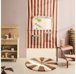 Ferm LIVING Tabouret Marche-pied Up Step - Rouge -LES ENFANTS DU DESIGN Soldes marche pieds step rouge ferm living 3 1264x1234