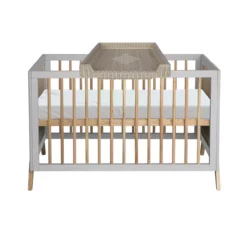Lit Bébé évolutif Cèdre Et Rotin Marélia 70x140cm - Lune 13 Lit Bébé évolutif Cèdre Et Rotin Marélia 70x140cm - Lune -LES ENFANTS DU DESIGN Soldes plan a langer rotin theo 9 1264x1234