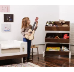 Toy Store Coffre à Jouets - Blanc/Noyer -LES ENFANTS DU DESIGN Soldes rangement jouets toystore oeuf nyc noyer 1 1264x1234