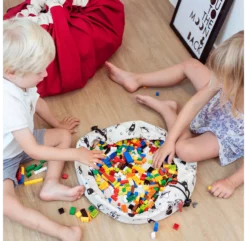 Play&Go Sac De Jeux Space Mini -LES ENFANTS DU DESIGN Soldes sac de rangement space mini play and go 4 1264x1234