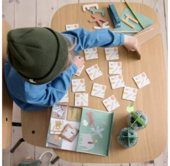 Sebra Table Enfant Oakee -LES ENFANTS DU DESIGN Soldes table enfant vintage oakee sebra 3 1264x1234